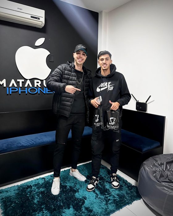 Cliente satisfeito na Mataruco iPhones